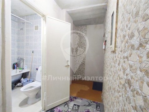 2-к квартира, 5/5 эт., 44м²